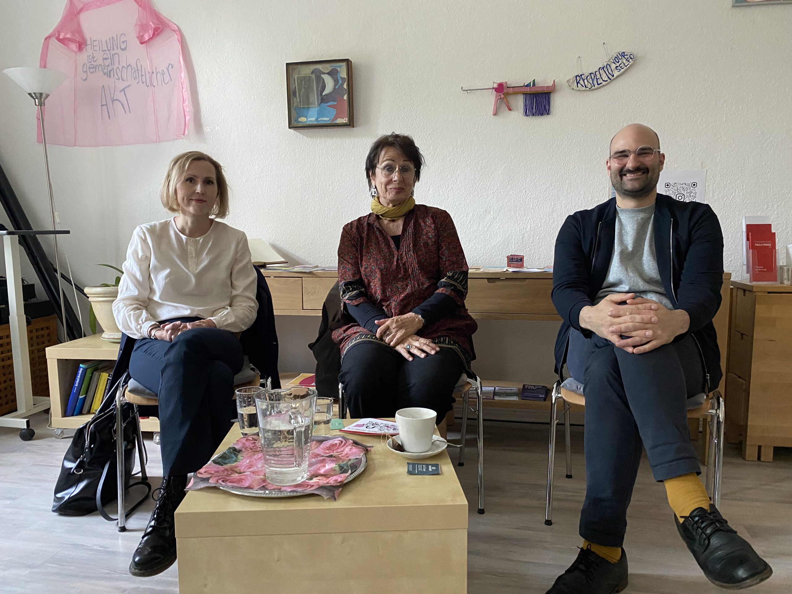 Daryna Illienko (l.), Astrid Landero (m.), Eike Thies (r.), Bild: Paula Panke